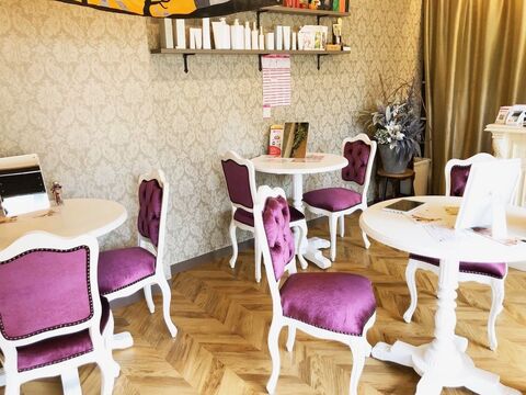 【泉佐野駅】≪社会保険完備≫≪月給25万円〜≫「次世代に夢を与える美容室」を目指してます！プライベートも充実、結婚しても続けられるお店です！スタッフ同士がお互い感謝し合えるサロン「A:ria es uno（アーリアエスウーノ）」からスタイリスト（美容師）の求人☆★☆