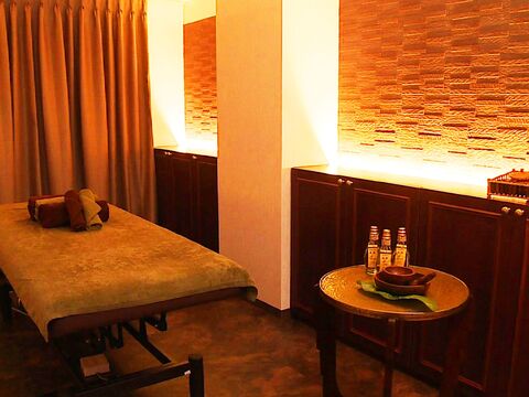 【京橋】≪社会保険完備≫≪月9日休み≫≪有給休暇あり≫ハンド痩身、アーユルヴェーダ経験者歓迎！東京、大阪、兵庫、奈良と続々店舗展開する老舗エステサロン「e’s salon 京橋店（イーズサロンキョウバシテン）」からエステティシャンの求人☆★☆