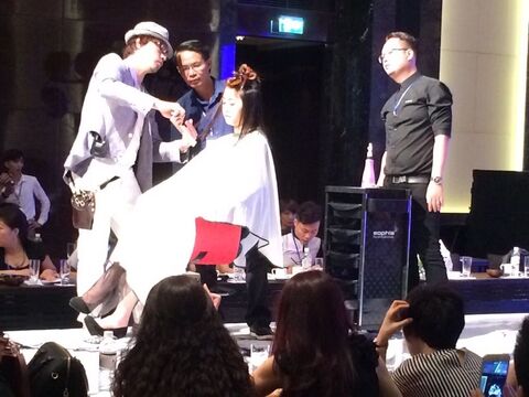 【市川大野】≪社会保険完備≫≪月7,8日休み≫働きやすい環境がウリのアットホームサロン！朝練メインでのレッスンを推奨しているので遅くまで残ることなく、プライベートも充実できます！「COCOLO-HAIR（ココロヘアー）」からアシスタント（美容師）の求人★☆