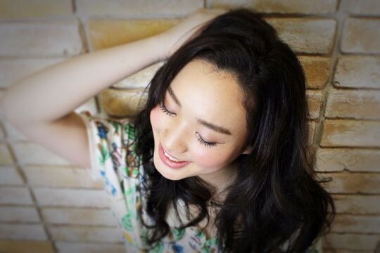 【唐人町】≪未経験・通信生・新卒生OK≫年1回スタッフ全員で北海道旅行に行ったりチームワーク抜群♪ネイル・まつエクブースも有りトータルでお客様の「美」をサポートするヘアサロン「Pure Wave（ピュア ウェーブ）」からアシスタント（美容師）の求人☆★