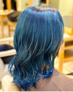 【堺駅】≪社会保険完備≫≪完全週休2日制≫≪平均19時退社≫どんどん入客し成長していける環境！努力した事をしっかり評価してもらえるサロンです！「siie by LILIA（シーバイリリア）」からアシスタント(美容師)の求人☆★