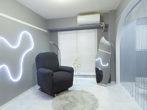 【行徳】≪経験者大歓迎≫≪土日休みOK≫≪社会保険完備≫≪アニバーサリー休暇あり≫風通しの良さ100点！オシャレ自由です！新規のお客様も多いサロン！「Carat行徳店（カラットギョウトクテン）」からアイリスト（まつげエクステ・まつげパーマ・アイブロウ）の求人☆☆