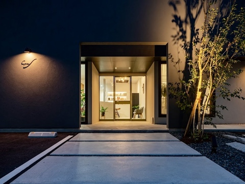 【川口】≪社会保険完備・入客チャンスあり・産休育休の取得実績あり≫向上心が高いスタッフさんと一緒に働くことができます！地域密着型で幅広い年代のお客様から愛されるヘアサロン「GruS （グルス）」からスタイリスト（美容師）の求人☆★