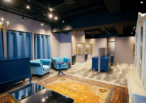 【烏丸御池】≪完全週休2日制≫≪社会保険完備≫≪最短1年半でデビュー可能≫≪お昼ご飯にお米の支給あり≫営業時間内レッスンも出来る環境！ヘッドスパ比率4割と多めのためヘッドスパ比率が高めのサロンで働きたい方にもオススメ！一流の気配り、心配りを学べます！「ALVELLA（アルベラ）」からアシスタント（美容師）の求人☆★