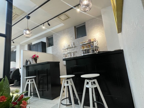 【町田駅】≪正社員、業務委託から選択可能≫≪土日休みOK≫≪自由出勤制≫≪マンツーマン接客≫≪20時までに退勤可能≫≪社会保険完備≫完全予約制のマンツーマンサロン！自由な働き方を叶えながら高単価でしっかり稼げる「5 Noble ct.（ファイブノーブルカラット）」からスタイリストの求人☆★