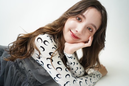 【四条烏丸】≪ブリーチやハイトーンがウリ≫≪客単価10000円以上≫≪大学生を中心に幅広い客層≫トレンドのハイトーンカラーが人気。媒体だけでなくSNSも活用して集客も好調！女性オーナーなので女性が働きやすい、ずっと活躍できる環境をつくっています！「marine hair（マリンヘアー）」からスタイリスト（美容師）の求人☆★☆