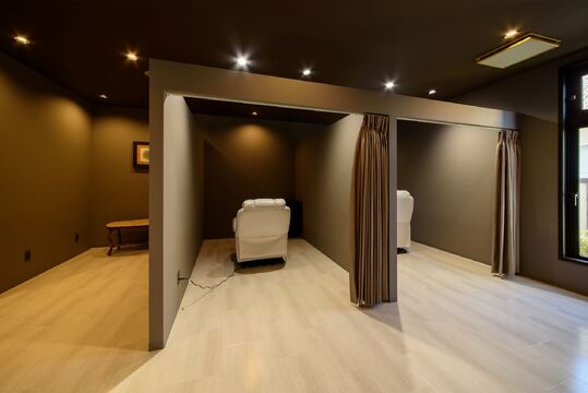 【徳重】≪完全週休2日制≫≪土日休み／連休の取得可能≫≪総売上の50〜60％還元≫入社2ヵ月は50万円の最低保証給あり！半休制度を設けている為、あなたののライフスタイルに合った働き方ができます！「GALLARIAElegante 徳重店（ガレリアエレガンテトクシゲテン）」からスタイリスト（美容師）の求人☆★