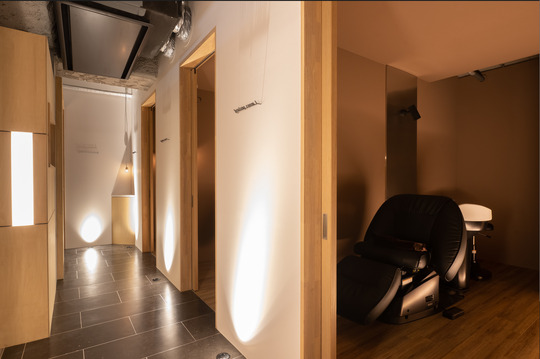 【徳重】≪完全週休2日制≫≪土日休み／連休の取得可能≫≪総売上の50〜60％還元≫入社2ヵ月は50万円の最低保証給あり！半休制度を設けている為、あなたののライフスタイルに合った働き方ができます！「orlla melleau（オーラメロウ）」からスタイリスト（美容師）の求人☆★