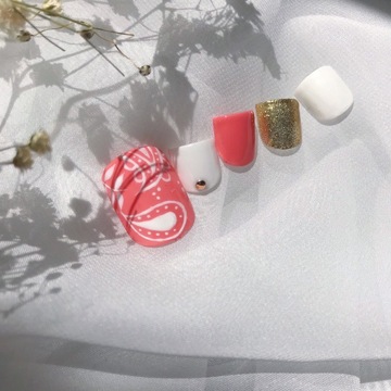 【古川橋】≪社会保険完備＆髪色自由≫頭の先から足の先までトータルで美しくしていきます！地域密着型で幅広い層のお客様に人気のトータルビューティーサロン「share（シェア）」よりネイリスト（ネイル）の求人☆☆