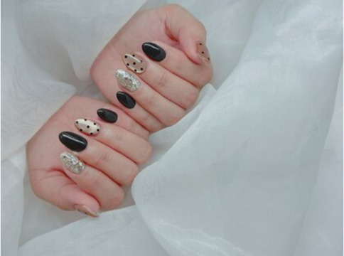 【福島】≪完全週休2日≫≪実働8時間≫≪社会保険完備≫認定講師2人が運営する"大人可愛い"を形にするアイ&ネイルサロン！アンドヘルシー、HBLなどメニューも幅広く取り扱ってます！「noi.（ノイ）」からアイリスト（まつげエクステ・まつげパーマ・アイブロウ）の求人☆☆