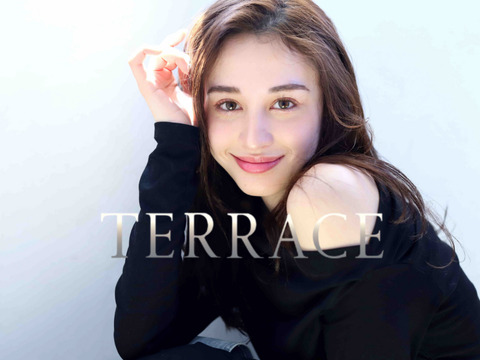 【天王寺】≪インボイス制度サポートあり≫≪自由出勤制≫≪平均月収40万円以上≫≪マンツーマン施術≫≪業務委託・正社員選択OK≫商業施設内の大人気ヘアサロン！地域最大級の集客力により新規入客チャンス大！≪時短勤務もOK≫「TERRACE 阿倍野店（テラスアベノテン）」からスタイリスト（美容師）の求人☆★