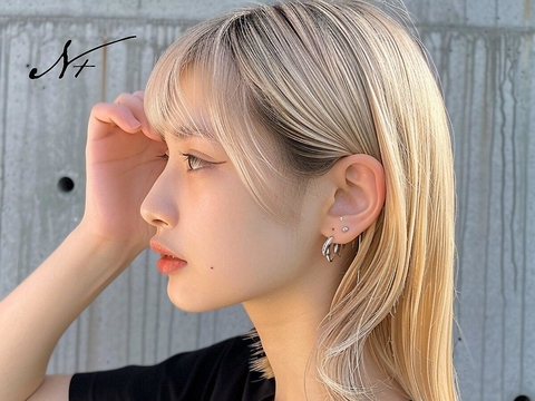 【近鉄八尾】≪社会保険完備≫≪最低保障給あり≫≪土日休み相談可≫≪高単価≫≪独立支援あり≫デザインカラーと髪質改善が人気のサロン！しっかり働いて稼ぎたい方、技術を磨いて成長したい方歓迎！「N＋（エヌプラス）」からスタイリスト（美容師）の求人★☆