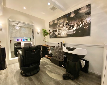 【京都市役所前】≪駅徒歩1分≫≪日曜休みあり≫≪月8日休み≫≪夏期休暇は8連休≫≪社会保険完備≫平均客単価12000円程！入客チャンスが多く、今まででの経験をしっかり生かしながらも、新しいことにも挑戦できる「Lino Hair Design Smart Salon（リノヘアデザインスマートサロン）」からスタイリスト（美容師）の求人☆★