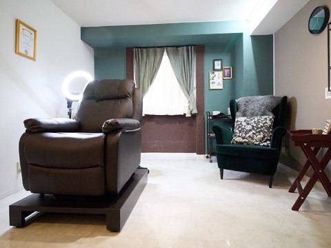 【紀和】≪マンション内での完全個室空間≫≪完全マンツーマン≫≪完全週休2日制＆社会保険完備≫≪選べる雇用形態≫週1〜2日勤務の方もOK！他業種とのWワークも相談OKで、ライフスタイルに合わせた勤務形態の選択が可能です！！平均単価は8500円と高く、毎月80〜90名に入客できる安定した集客力のある「Livicate 和歌山店（リビケイトワカヤマテン）」からアイリスト（まつげエクステ・まつげパーマ・アイブロウ）の求人★☆★