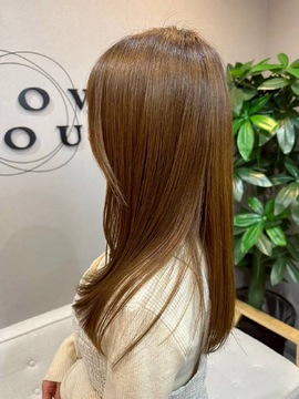 【泉大津駅】≪完全週休2日≫≪有給休暇あり≫≪実働8時間≫≪社会保険完備≫お客様から「こんなことまでしてくれるの！ 」という驚きの声も！丁寧に、しっかりお客様と関わる地域密着サロン「FLOW CLOUD（フロウクラウド）」からスタイリスト（美容師）の求人☆☆