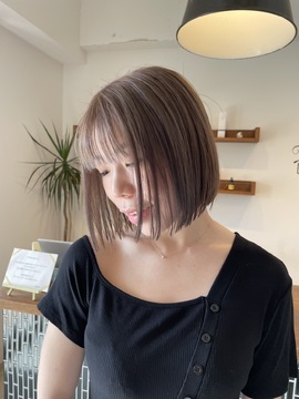 【藤井寺駅】≪完全週休2日制≫≪社会保険完備≫≪有給休暇あり≫新店舗出店予定なので、オープニングスタッフ大歓迎です！平均退社時間19時！営業時間内のレッスンも可能！スタッフの働きやすさを大事にしています！広々としておしゃれなサロン！中途アシスタント絶賛募集中。「2026年4月頃、藤井寺にオープン予定のサロン！」からアシスタント（美容師）の求人★☆