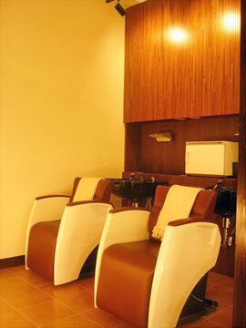 【城野】◆社会保険完備◆毎月有給を使えるのでプライベートも充実できます♪お客様はもちろん働くスタッフさんの満足度を大切にしている人気のヘアサロン「HARVEST GARDEN（ハーベストガーデン）」からアシスタント（美容師）の求人☆★☆