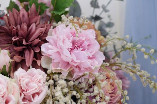 【綾瀬】◆月給22万円スタート・19時までに退勤可能・実働8時間・髪型ネイル自由◆各種手当や歩合が豊富でやりがいバッチリ。安心して長期で活躍できる環境が整っていますeyelash T’s 綾瀬店（アイラッシュティーズアヤセテン）からアイリスト（アイデザイナー・まつ毛エクステ）の求人☆☆