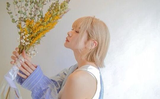 【平田町】≪月8日休み≫≪2年以内のデビューも可≫≪営業中にレッスン可≫営業中の時間を使ってレッスンする事で最短でスタイリストデビューができる！！ハイレベルな技術が身に付くサロン！「nix-free WB（ニクスフリーウエストバーン）」からアシスタント（美容師）の求人☆★