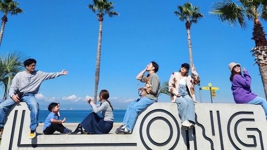 【豊中駅】≪経験者歓迎≫≪髪色ネイル自由≫≪研修中もお給料発生≫≪スタッフさん関係良好≫土日祝休みの取得もOK！休日数は選択できるためプライベート重視・給与重視のどちらも働きやすい環境です！トータルビューティーサロン「Leia 豊中店（レイア トヨナカ）」からネイリスト（ネイルの求人☆☆