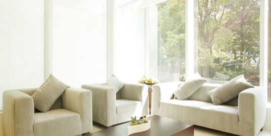 【上野】◆完全週休2日制・産休育休制度あり・着付けも学べる・社会保険完備◆興味があることに挑戦可能で、ヘアショーなどにも参加可能！長く活躍できる環境の「Claude MONET 上野の森店（クロードモネウエノノモリテン）」からスタイリスト（美容師）の求人☆★