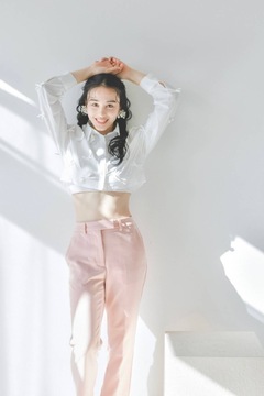 【茶屋町】≪トレンド発信型サロン≫≪月8日休み≫≪最短1年でスタイリストデビューが可能≫≪社会保険完備≫興味があれば美容師と兼任でアイラッシュやネイルの技術も学べる！サロンワーク以外にも様々な輝けるステージがあり一人一人の個性を活かして働けるサロンです！「trico 梅田茶屋町店（トリコウメダチャヤマチテン）」からアシスタント（美容師）の求人☆★