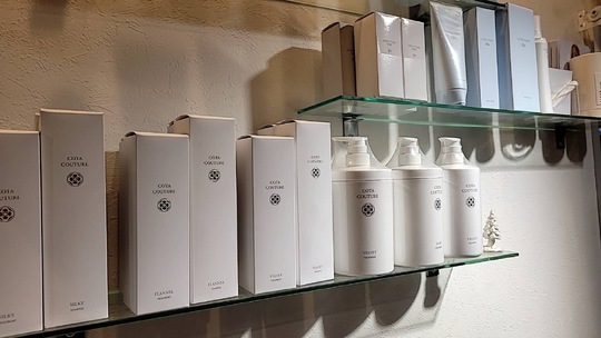 【彩都西】≪マンツーマン接客≫≪16時までの勤務OK≫≪ママさんの応募歓迎≫≪週1日からOK≫閑静な住宅街にあるプライベートサロン！自分のペースで働ける「MAJ・NIO（マイニーオ）」からスタイリスト（美容師）の求人☆☆