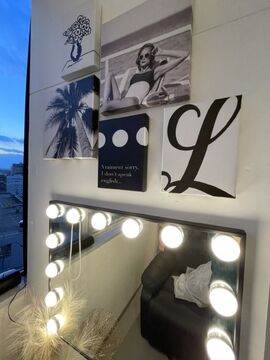 【阪急高槻市駅】≪未経験からでもOK≫≪月給23万円～≫≪社会保険完備≫≪月9日休み≫≪平均客単価6000〜7000円≫≪モデル集めサポートあり≫客単価も高く、高歩合でしっかりと稼げます！オシャレな「K!ng 高槻店（キングタカツキテン）」からアイリスト（まつげエクステ・まつげパーマ・アイブロウ）の求人☆☆