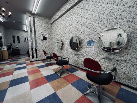 【西北見】≪日曜定休≫≪20時までに退勤可能≫≪新規入客チャンス多数≫≪ブランクがある方もOK≫地域密着の温かいサロンです！「Arrange（アレンジ）」からスタイリスト（美容師）の求人☆★