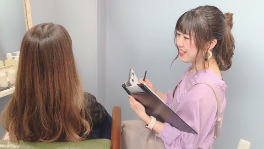 【若宮】≪平均退勤時間18:00頃・社保完備・有休あり≫完全予約制でお客様と向き合える環境です。退勤時間も早くお身体の負担も少なめ！！とことんお客様と向き合い、圧倒的なリピート率を誇る人気の艶髪専門店「L’oiseau Bleu museum（ロアゾブルーミュージアム）」からスタイリスト（美容師）の求人☆★☆