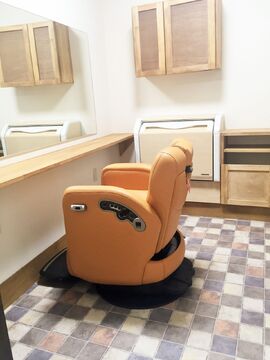 【福島】≪公休で日祝休みOK≫≪社会保険あり≫何でも話せるスタッフ仲が自慢！撮影にも取り組み、技術向上、トレンドの勉強もしていけますよ！「Lamp（ランプ）」からアシスタント（美容師）の求人☆★☆