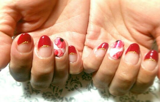 【原田】≪社会保険加入選択OK・平均退勤時間19時・アクセス抜群・無料駐車場あり≫福利厚生が整った地域密着型サロン「ViVi（ビビ）」かネイリスト（ネイル）の求人☆☆