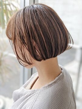 【田村】≪車通勤OK・毎週日曜日のお休み・店舗異動なし・雇用形態選択OK・GW休暇5日・お子様行事の参加OK・社保完備・最大月休8,9日・有給休暇あり・マンツーマン施術OK（選択制）≫ママさん美容師大歓迎！ブランクあってもOK！休憩時間の確保、無理のない予約の入れ方をして負担も少なくしています。ママさんも在籍しているヘアサロン「LUNRUN（ルンルン）」からスタイリスト（美容師）の求人★☆★