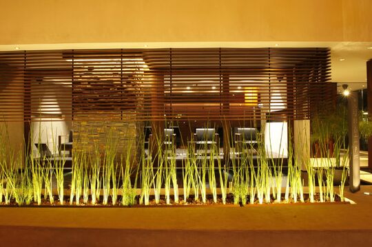 【川西能勢口】≪有給休暇あり≫≪選べる休日数≫≪社会保険完備≫高単価と高歩合で月給60万円超えも可能です。子育てとの両立もしやすい時短制度など、お客様もスタッフも大切にする人気サロン「SARAJU 川西店（サラジュカワニシテン）」スタイリスト（美容師）の求人☆★