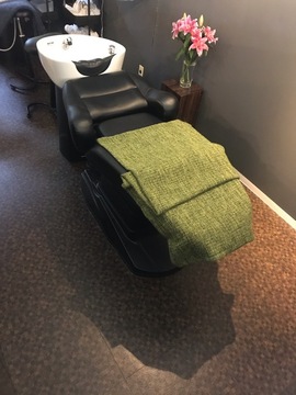 【東生駒】≪完全週休2日制≫≪18,19時台に退勤可能≫≪アシスタント専任スタッフも歓迎≫≪髪質改善推し≫≪営業時間内レッスンOK≫地域密着型、幅広い年齢層から支持される人気サロン！「ACHE hair（アッシュヘアー）」からアシスタント（美容師）☆☆