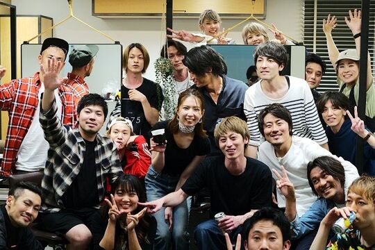 【町田駅】◆高歩合サロン・有給休暇あり・産休育休制度あり◆最低保障＋社会保険完備だが英リアトップクラスの高待遇！安定しながら自分のペースで売上アップに挑戦できるサロン「arts lita（アーツ リタ）」からスタイリスト（美容師）の求人☆★☆