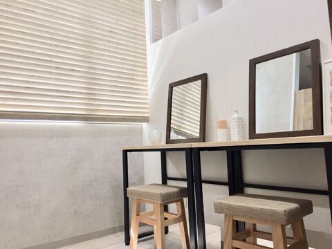 【新潟駅】≪実働8時間≫≪有給休暇あり・消化率100%≫≪土日祝の希望休OK≫≪社会保険完備≫育成実績が豊富で安心の体制があります！研修サロンもあるので早くに技術が身につく会社です「RELASH 駅南（リラッシュエキナン））」からアイリスト（まつげエクステ・まつげパーマ・アイブロウ）の求人☆☆