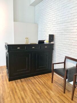 【JR福山駅】≪社会保険完備≫入客チャンスあり！土日のお休み希望も相談可能。カラーとスパを得意とするトレンドサロン「Un-Secret（アンシークレット）」からスタイリスト（美容師）の求人★☆★