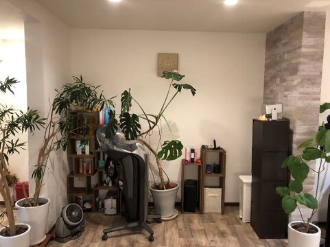 【甲子園口】≪完全週休2日制♪≫≪安心の社会保険♪≫≪嬉しい有給休暇あり♪≫≪平均20時退社♪≫ライフスタイルに合わせた勤務が選択可能!!海外のコンテストにも積極的に参加できるので美容師として幅広い知識や経験を習得可能!!地域密着型アットホームサロン!!“jaming（ジャミング）”からアシスタント（美容師）の求人☆★☆