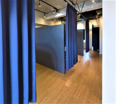 【豊中駅】≪5カ月間26万円保証≫≪完全自由出勤≫ライフスタイルに合わせて勤務できるプライベートサロン。メンズスタイルに特化した理容室ならではのメニューが人気！頑張り次第で高収入も可能です！「Trever（トレバー）」理容師（理容室）の求人★★