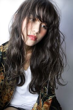 【庄内】≪月給20万円スタート≫≪月8日休み≫≪社会保険加入OK≫≪有給休暇あり≫≪平均19時頃には退勤≫地域の方に愛されるアットホームサロン！流行りの縮毛矯正、髪質改善が人気！その人にピッタリのカリキュラムを作成するので自分のペースで学べます。「hair chouchou come（ヘアーシュシュカム）」からアシスタント（美容師）の求人