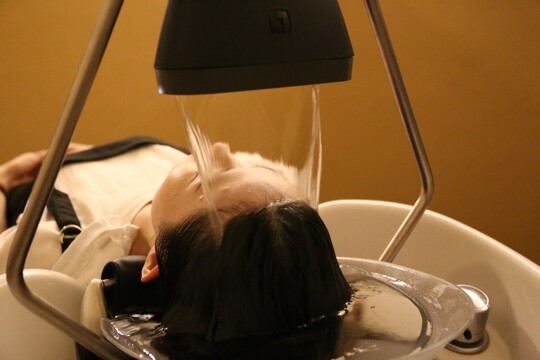 【高柳】≪月給25万円スタート・月休8～9日・育休産休取得実績あり・実働8時間・社会保険完備≫入客好調のためスタイリスト募集！幅広い年代のお客様から愛される老舗サロン！子育て中の方・ブランクがある方も大歓迎！健康的な美をテーマとするヘアサロン「hair make iara 高柳（ヘアメイクイアラタカヤナギ）」からスタイリスト（美容師）の求人☆★