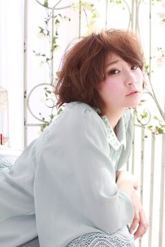 【豊中】≪入客チャンス大≫≪整容国保あり≫≪メリハリつけて働けます!!≫スタッフ同士仲が良くて自由なお店です!!お客様と密に関われる環境で毎日楽しく働けます！地域密着型のアットホームサロン“VIB hair（ヴィーブヘアー）”からスタイリスト（美容師）の求人☆★