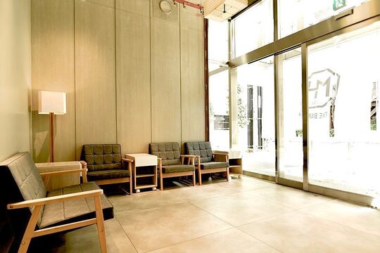 【北浜】≪売上60％還元≫≪月30万円保障あり≫≪確定申告サポートあり≫高い還元率により月収70万円以上のスタッフ在籍！「髪の達人」としてオシャレとカッコいいを目指せるバーバーサロン！正社員雇用にも対応！「MH THE BARBER（エムエイチザバーバー）」からスタイリスト（理容師）の求人★★