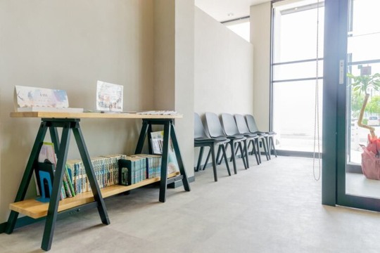 【日本へそ公園】≪社保完備♪≫≪完全週休2日制≫≪家族手当あり≫など、一生働いて行ける環境が◎!!スタッフ同士のチームワーク抜群のアットホームサロン「LASSIC HAIR 西脇店（ラシックヘアーニシワキテン））」からアシスタント（美容師）の求人☆★