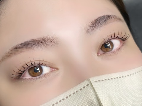 【泉大津駅】≪未経験・新卒生OK≫≪社会保険完備≫≪土日休み月2,3回までOK≫≪営業時間中レッスン≫≪モデル集めサポートあり≫≪研修中もお給料あり≫≪髪色自由・ネイルOK≫ネイルとアイラッシュのトータルビューティーサロン！トレンドを取り入れたデザインが人気！「Eden（エデン）」からアイリスト（まつげエクステ・まつげパーマ・アイブロウ）の求人★☆