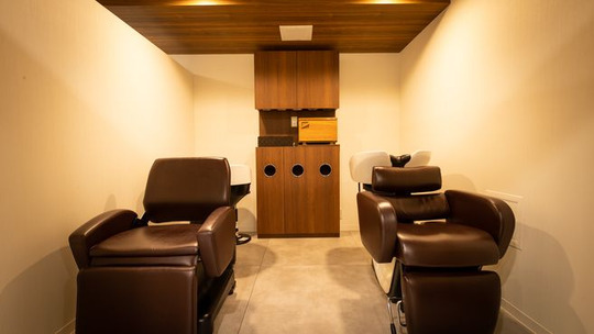 【江ノ島】≪完全週休2日制・営業時間中のモデル入客可能・有給休暇あり≫地域密着のチームワーク良好なサロンで働きたい方にオススメ！のびのびと楽しく成長できるサロン「Hair&Beauty Cocoa（ヘアアンドビューティーココア）」からアシスタント（美容師）の求人☆★