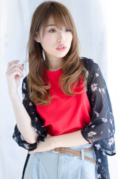 【守口市】≪社会保険完備！月8日休み！住宅手当あり≫幅広い年齢層のお客様が来店され、カット入客チャンスが多い！glow 守口店（グロウモリグチテン）からスタイリスト（美容師）の求人☆★