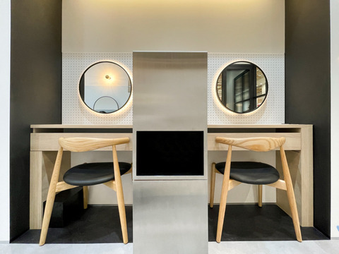 【草加】≪週2日、1日3時間程度から相談可能≫≪社会保険加入OK≫シンプルな業務内容でブランクのある方でも安心！今までの概念を覆す、オシャレなカラー専門店「髪染丸 草加VARIE店（カミソメマルソウカヴァリエテン）」からカラーリスト（美容師）の求人★☆