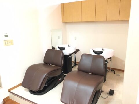 【美合】≪社会保険完備≫≪パートさんも歓迎≫≪時短勤務OK≫スタッフ同士仲良く、アットホームな雰囲気のサロンで働きやすい！夜遅くまで残る事もなし！「agreable（アグレアーブル）」からスタイリスト（美容師）の求人☆★